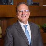 Para Rodrigo Gonçalves Pimentel, a recuperação judicial surge como ferramenta essencial para preservar empresas e garantir sua função social.