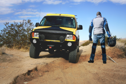 Teciomar Abila destaca a adrenalina e as dificuldades que tornam o off-road uma paixão única.