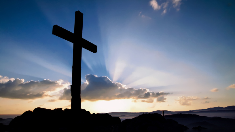 Jose Eduardo De Oliveira e Silva aprofunda o tema do amor como síntese da fé, revelando sua essência no coração do evangelho e da vida cristã.