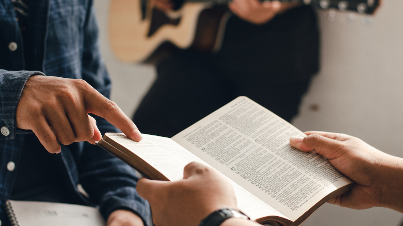 Em sua reflexão teológica, Jose Eduardo De Oliveira e Silva mostra como o amor se torna a expressão mais pura e completa da fé cristã vivida no dia a dia.